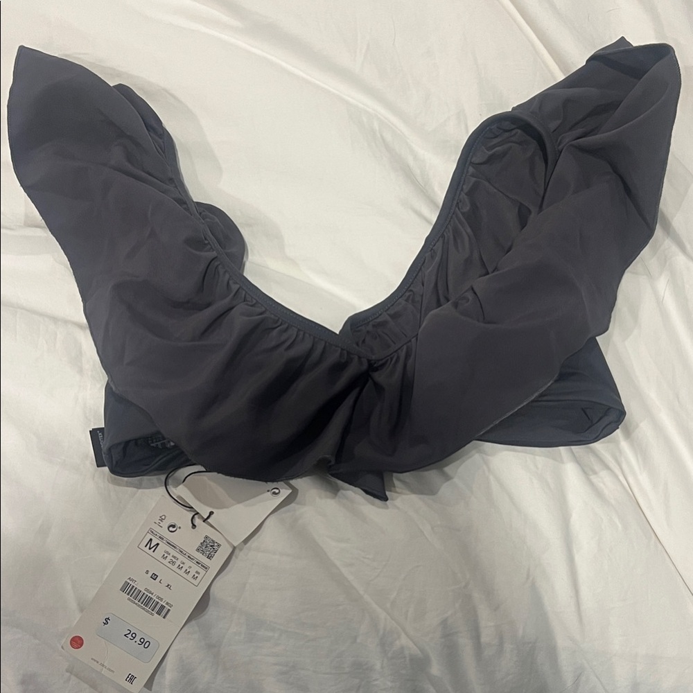Large Ruffle Bikini Top - Picture 2 of 4